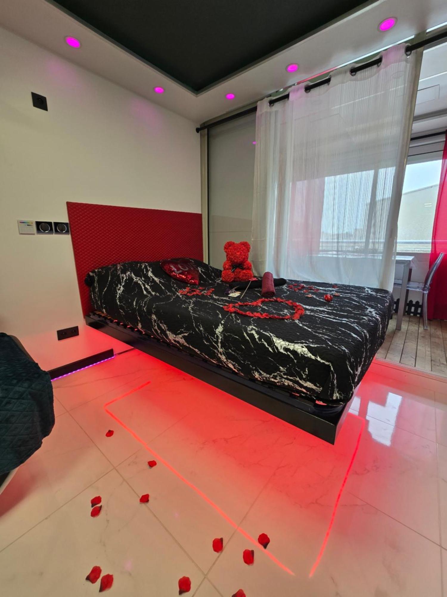 C12 Deluxe Apartamento Agde Exterior foto